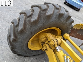 中古建設機械 中古 コマツ KOMATSU モーターグレーダー アーティキュレート式 GD405-7