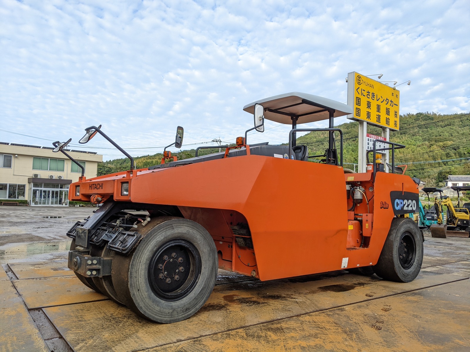 中古建設機械 中古 日立建機 HITACHI ローラー タイヤローラー CP220-3