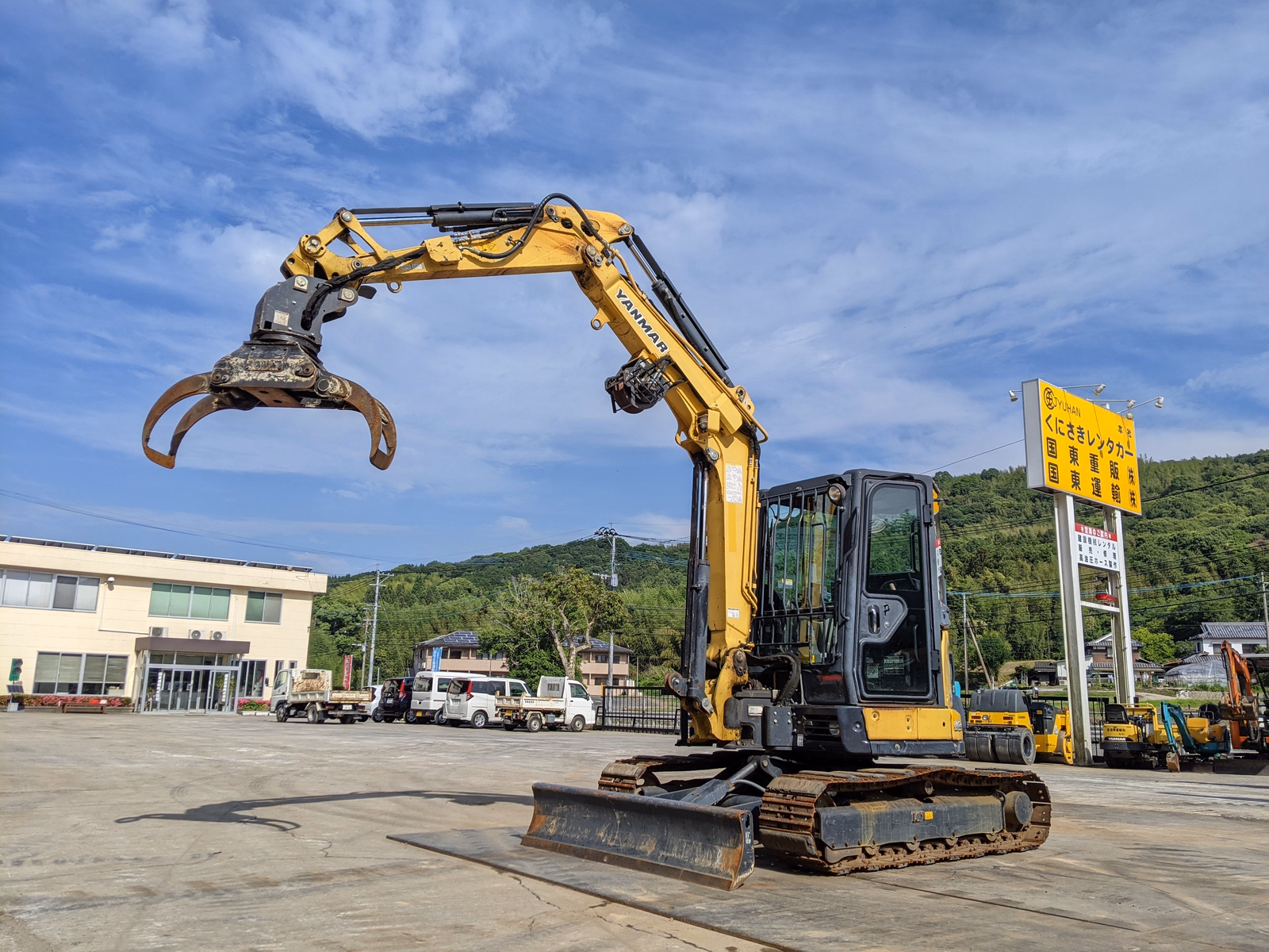中古建設機械 中古 ヤンマー 林業機械 グラップル・ウインチ・排土板 ViO55-6 写真