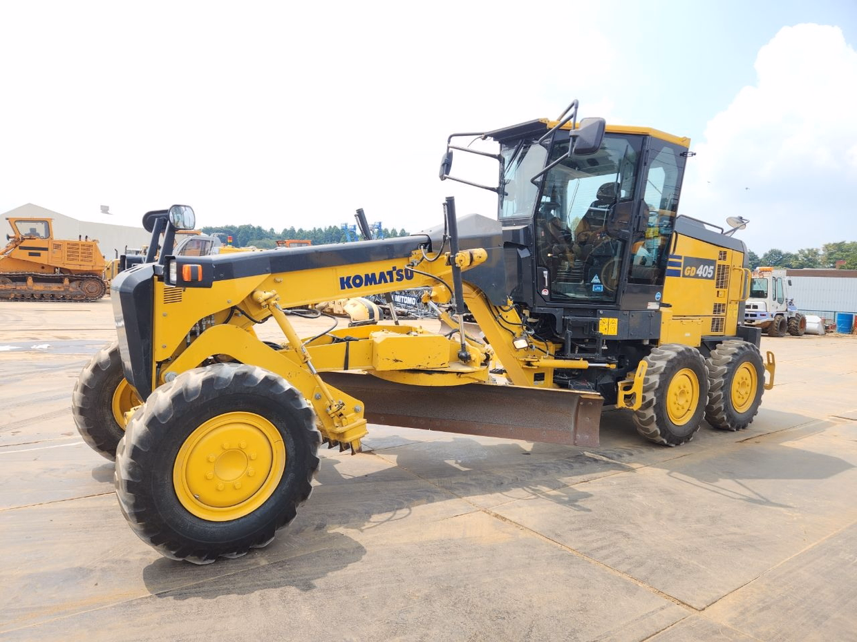 Used Construction Machine Used KOMATSU Grader Articulated frame GD405-7 Photos
