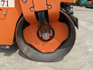 中古建設機械 中古 日立建機 HITACHI ローラー 舗装用振動ローラー ZC35C-5