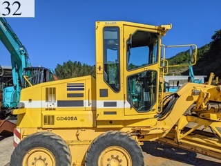 中古建設機械 中古 コマツ KOMATSU モーターグレーダー アーティキュレート式 GD405A-3Y