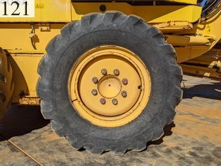 中古建設機械 中古 コマツ KOMATSU モーターグレーダー アーティキュレート式 GD405A-3Y