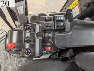 中古建設機械 中古 コマツ KOMATSU ブルドーザ  GD405-7