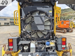 中古建設機械 中古 コマツ KOMATSU ブルドーザ  GD405-7