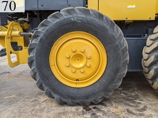 中古建設機械 中古 コマツ KOMATSU ブルドーザ  GD405-7