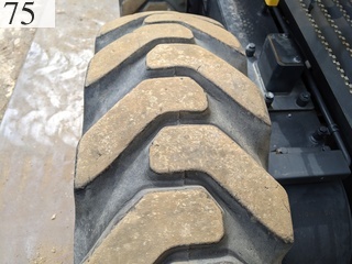 中古建設機械 中古 コマツ KOMATSU ブルドーザ  GD405-7