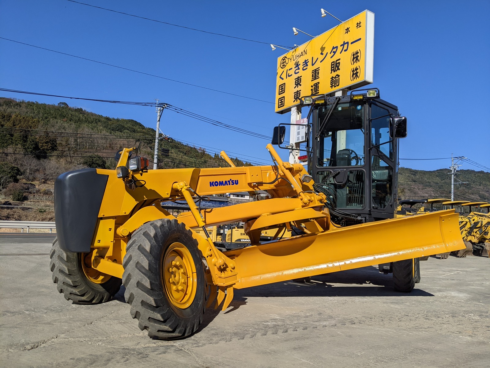 中古建設機械 中古 コマツ KOMATSU モーターグレーダー アーティキュレート式 GD405A-3Y