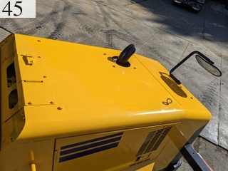 中古建設機械 中古 コマツ KOMATSU モーターグレーダー アーティキュレート式 GD405A-3Y