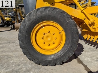 中古建設機械 中古 コマツ KOMATSU モーターグレーダー アーティキュレート式 GD405A-3Y