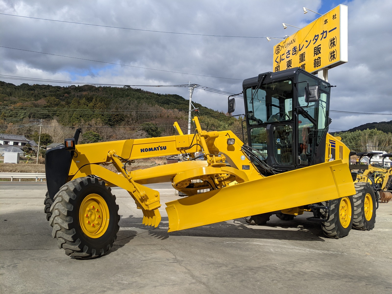 中古建設機械 中古 コマツ KOMATSU モーターグレーダー アーティキュレート式 GD405A-3