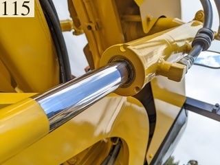 中古建設機械 中古 コマツ KOMATSU モーターグレーダー アーティキュレート式 GD405A-3