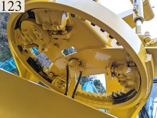 中古建設機械 中古 コマツ KOMATSU モーターグレーダー アーティキュレート式 GD405A-3