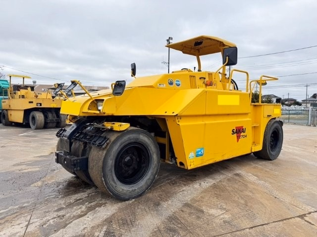 中古建設機械 中古 酒井重工業 ローラー タイヤローラー TZ704 写真